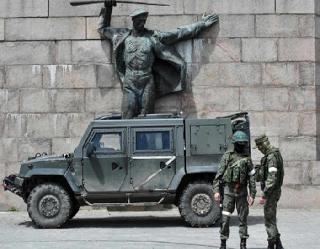 Russia Ukraine Crisis : रूस ने यूक्रेन के पूर्वी शहरों पर  किया हमला